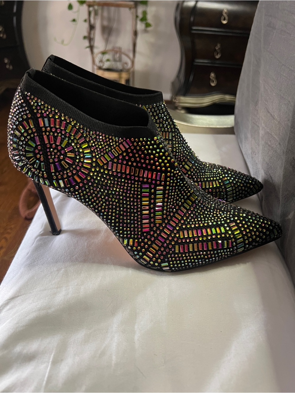 Thalia Sodi Black Iridescent Jeweled Pointed Toe Stiletto Booties